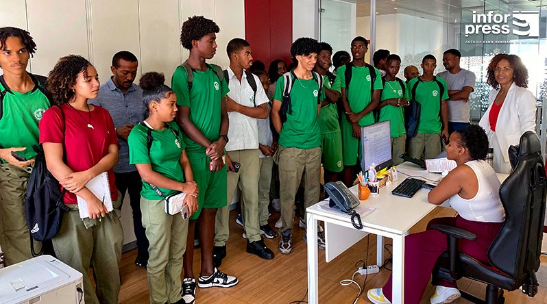 IFH assinala 43 anos com iniciativa que aproxima alunos da realidade prática da construção civil